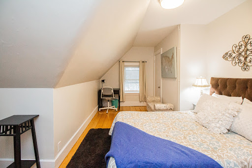 3 bed, 2 bath apartment for rent at 14 Chiswick Rd Unit A5, Brighton — photo 9 of 14