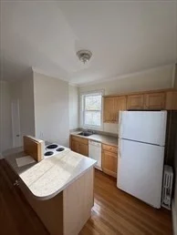 1 bed, 1 bath apartment for rent at 14 Church Ave Unit 2A, Woburn — photo 4 of 5