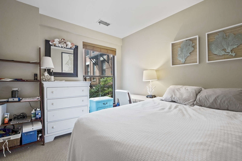 3 bed, 2 bath apartment for rent at 14 Clarendon St Unit 202, South End — photo 13 of 21