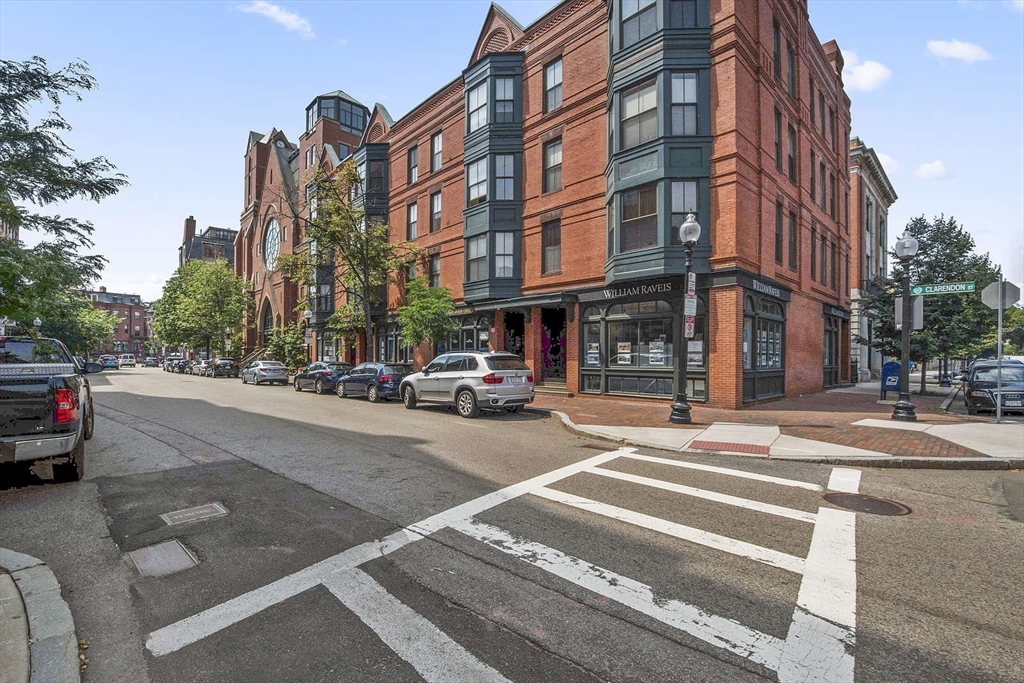 3 bed, 2 bath apartment for rent at 14 Clarendon St Unit 202, South End — photo 21 of 21
