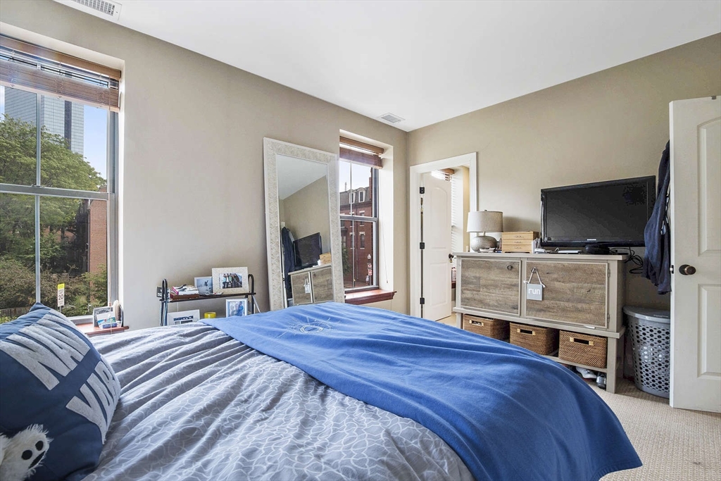 3 bed, 2 bath apartment for rent at 14 Clarendon St Unit 202, South End — photo 11 of 21