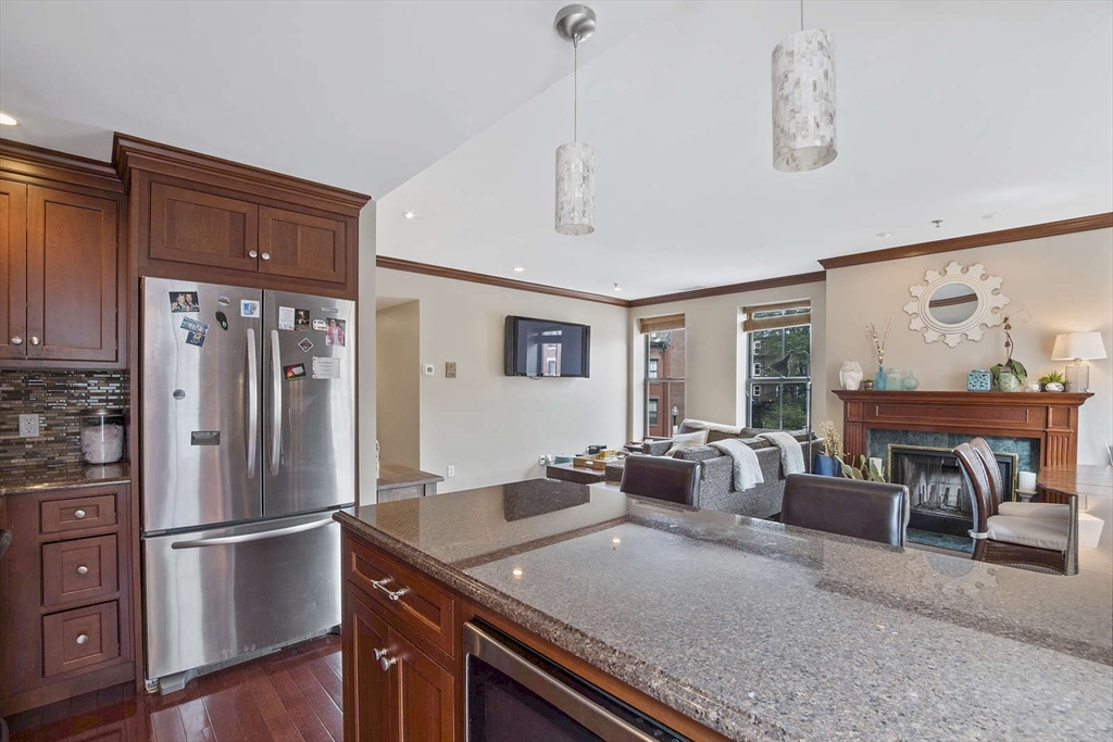 3 bed, 2 bath apartment for rent at 14 Clarendon St Unit 202, South End — photo 8 of 21