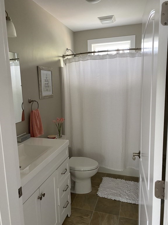 3 bed, 2 bath apartment for rent at 14 Clark St Unit 2, Braintree — photo 7 of 10