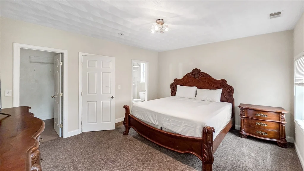 3 bed, 2 bath apartment for rent at 14 Cocasset Unit 2, Foxboro — photo 9 of 17