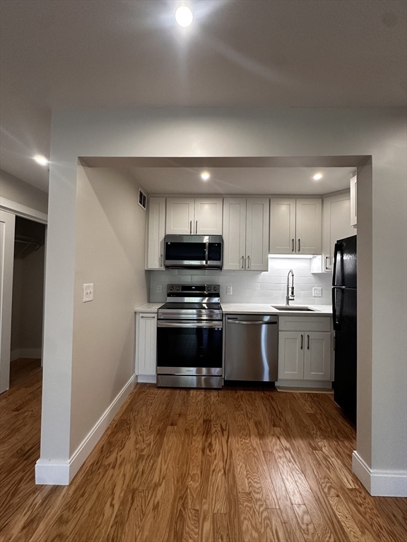 1 bed, 1 bath apartment for rent at 14 Concord Ave Unit 216, Cambridge