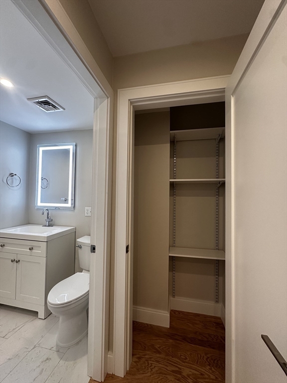 1 bed, 1 bath apartment for rent at 14 Concord Ave Unit 216, Cambridge — photo 7 of 8