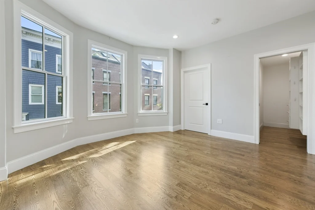 2 bed, 2 bath apartment for rent at 14 Cordis Unit 2, Charlestown — photo 4 of 11