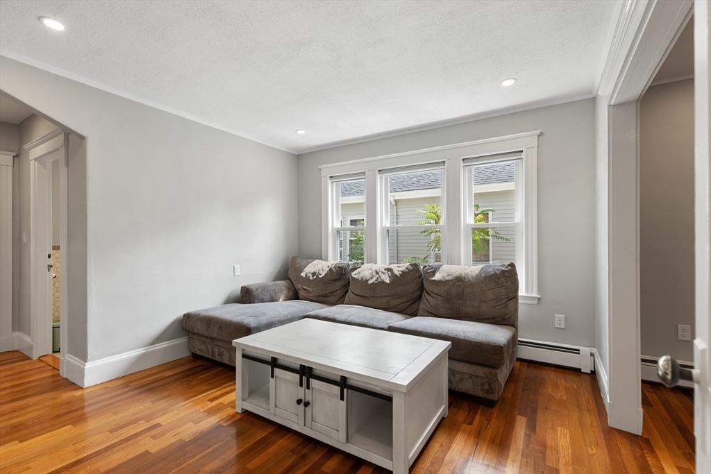 2 bed, 1 bath apartment for rent at 14 Corinthian Rd Unit B, Tufts — photo 2 of 24