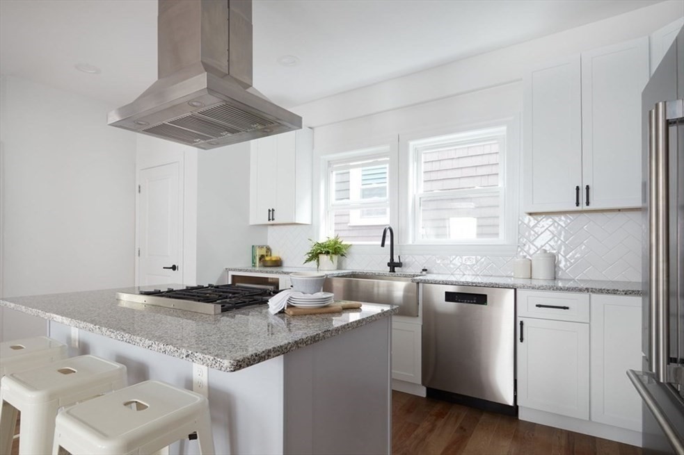 3 bed, 2 bath apartment for rent at 14 Cottage St Unit 2, Chelsea — photo 12 of 15