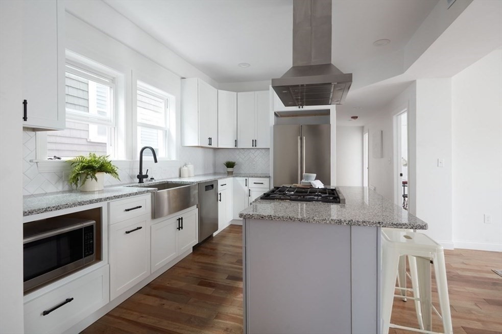 3 bed, 2 bath apartment for rent at 14 Cottage St Unit 2, Chelsea — photo 1 of 15
