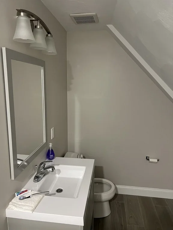 2 bed, 1 bath apartment for rent at 14 Cotting St Unit 3, Medford — photo 12 of 12