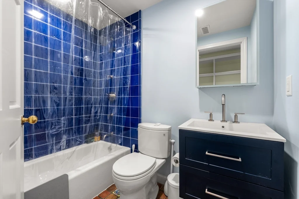 1 bed, 1 bath apartment for rent at 14 Craigie St Unit 1A, West Cambridge — photo 12 of 17