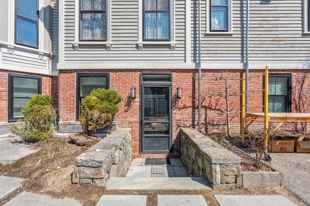 1 bed, 1 bath apartment for rent at 14 Craigie St Unit 1A, West Cambridge — photo 16 of 17