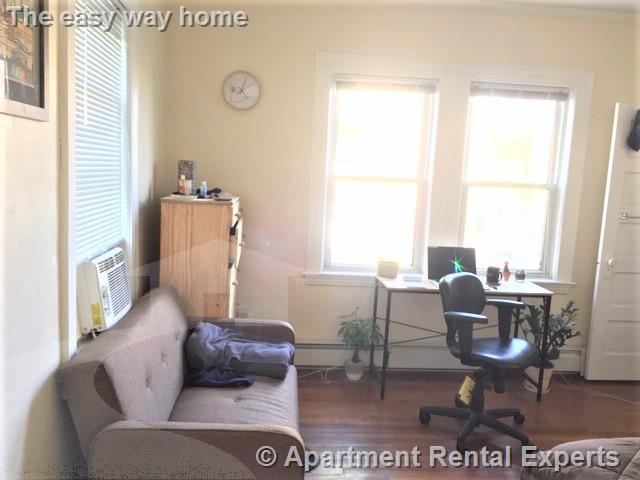 2 bed, 1 bath apartment for rent at 14 Craigie St Unit 2, Porter Square — photo 7 of 16