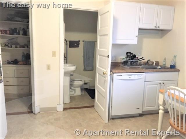 2 bed, 1 bath apartment for rent at 14 Craigie St Unit 2, Porter Square — photo 3 of 16