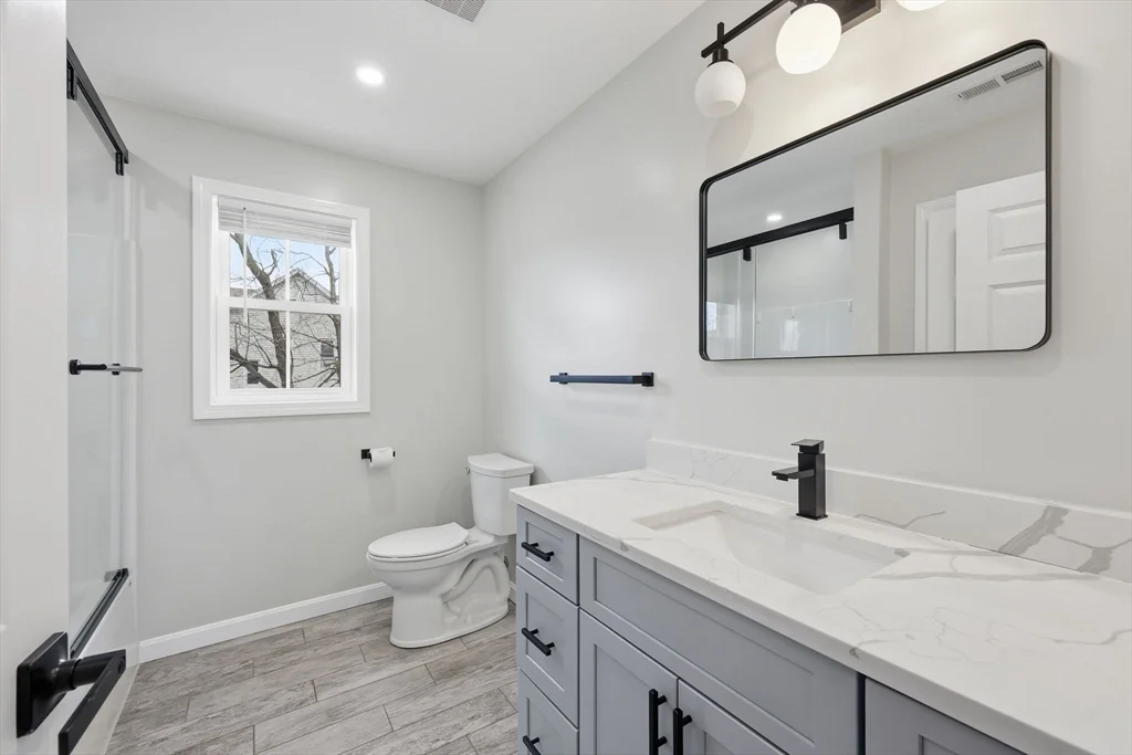 3 bed, 2 bath apartment for rent at 14 Crane St Unit 14, Springfield — photo 15 of 20