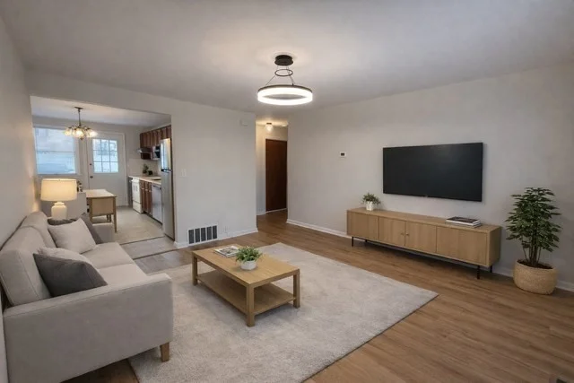 2 bed, 1 bath apartment for rent at 14 Cutter Unit 1, Waltham — photo 2 of 9