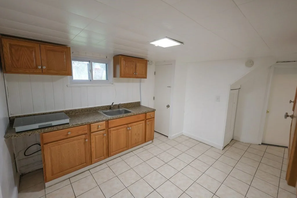 1 bed, 1 bath apartment for rent at 14 Dania St Unit B, Mattapan — photo 4 of 12