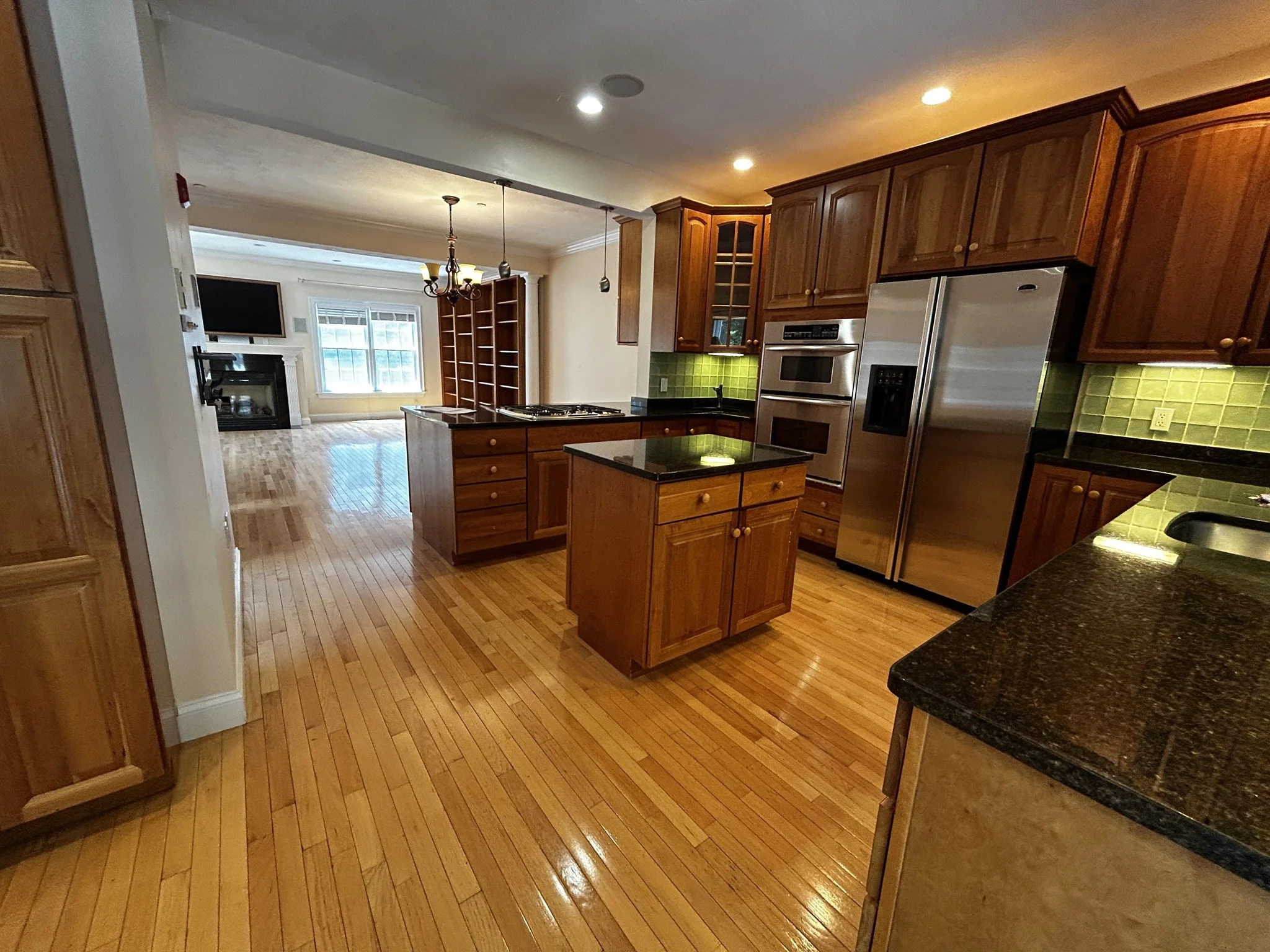3 bed, 3 bath apartment for rent at 14 Dansereau Unit 14, Middleton — photo 8 of 21