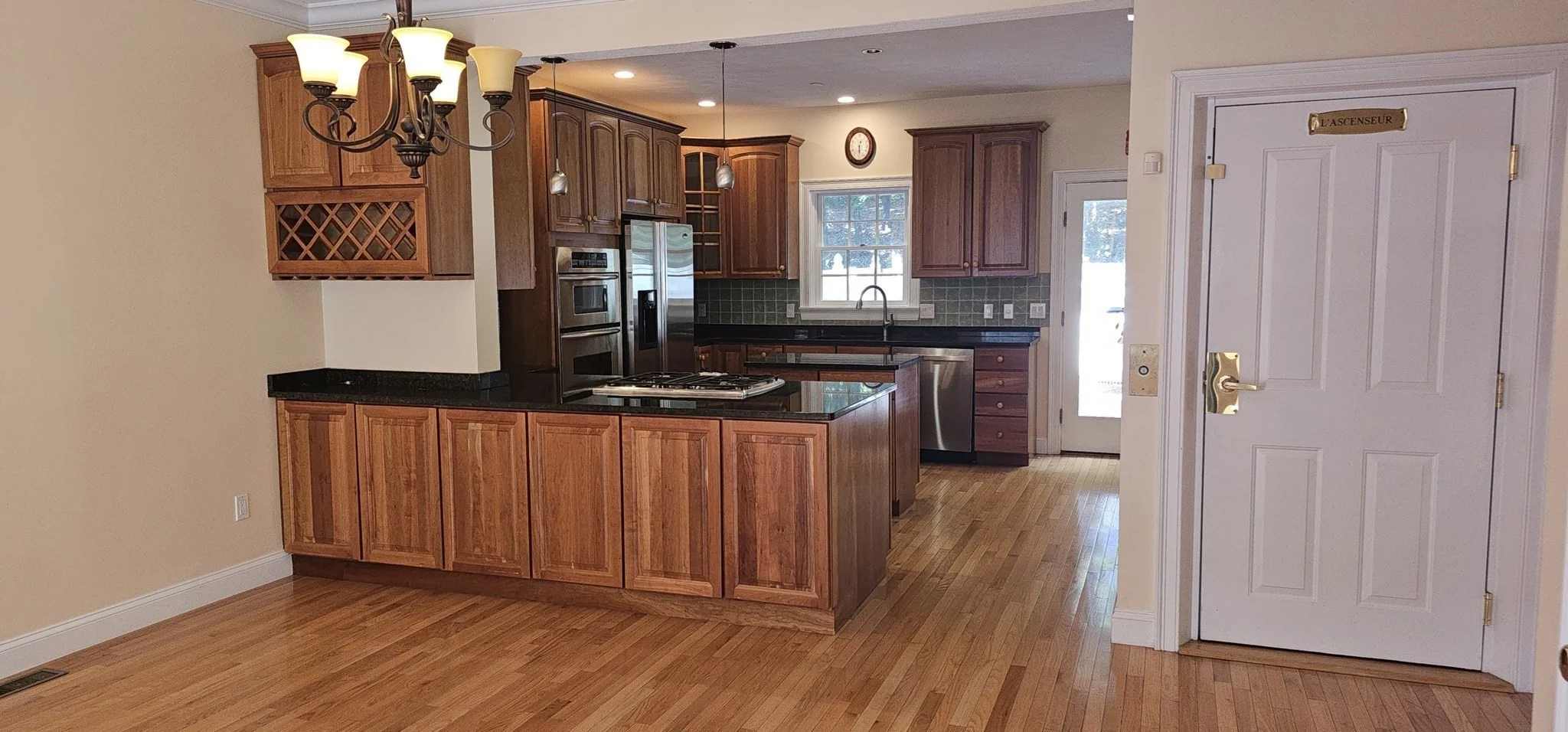 3 bed, 3 bath apartment for rent at 14 Dansereau Unit 14, Middleton — photo 6 of 21