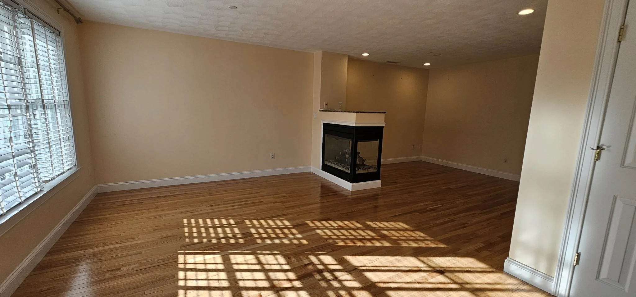 3 bed, 3 bath apartment for rent at 14 Dansereau Unit 14, Middleton — photo 10 of 21