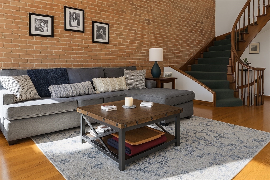 2 bed, 1 bath apartment for rent at 14 Dartmouth St Unit 2, South End — photo 1 of 30