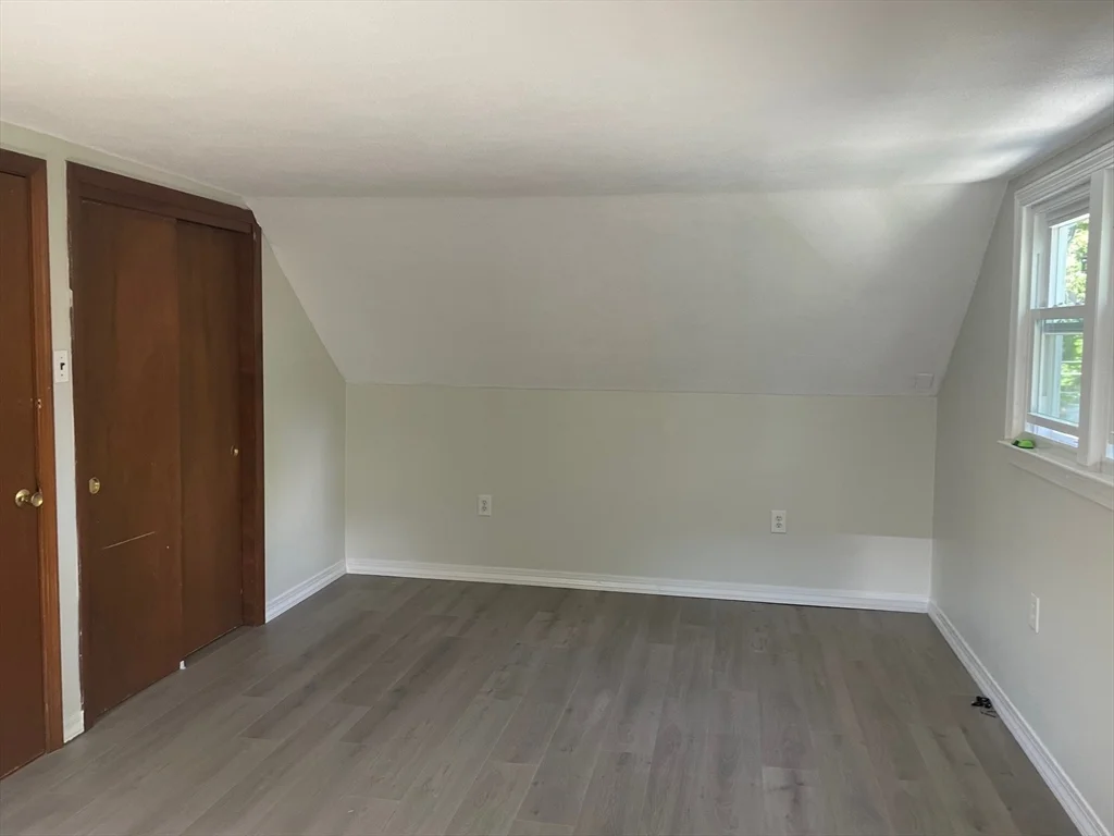 4 bed, 2 bath apartment for rent at 14 Dearborn, Burlington — photo 10 of 15