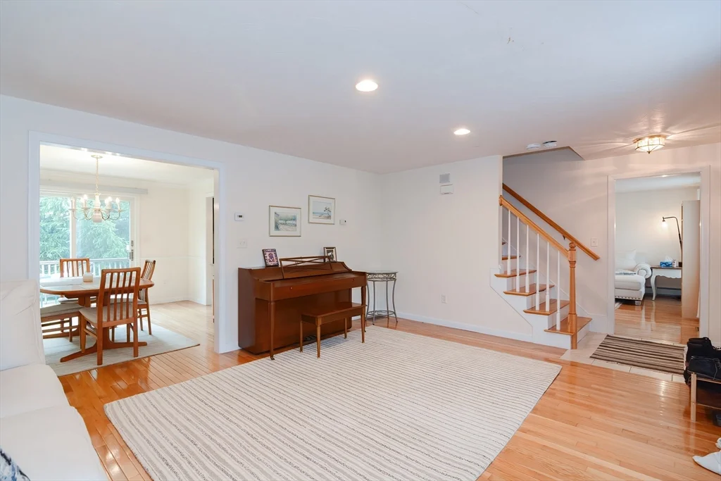 3 bed, 2 bath apartment for rent at 14 Depot St, Upton — photo 14 of 36