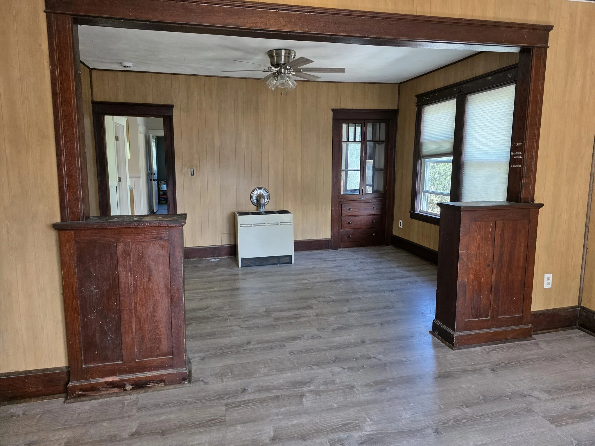 3 bed, 1 bath apartment for rent at 14 Douglas Ct Unit 3rd FL, Worcester — photo 10 of 11