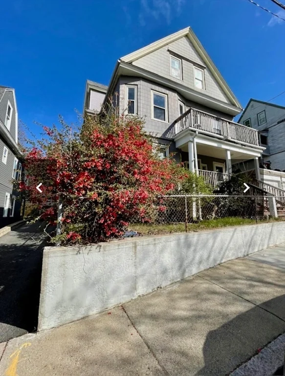 5 bed, 2 bath apartment for rent at 14 Dow St Unit 2, West Somerville — photo 1 of 21