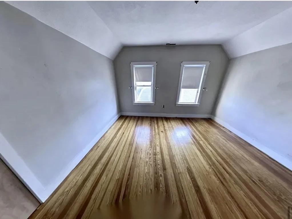 5 bed, 2 bath apartment for rent at 14 Dow St Unit 2, West Somerville — photo 11 of 21