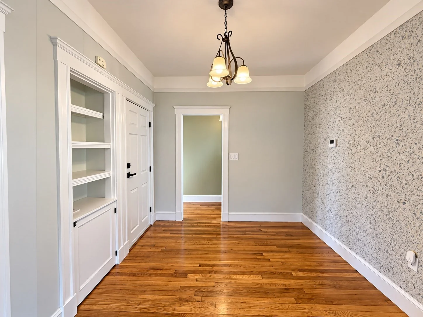 3 bed, 2 bath apartment for rent at 14 Dyer St Unit PH, Dorchester — photo 4 of 15