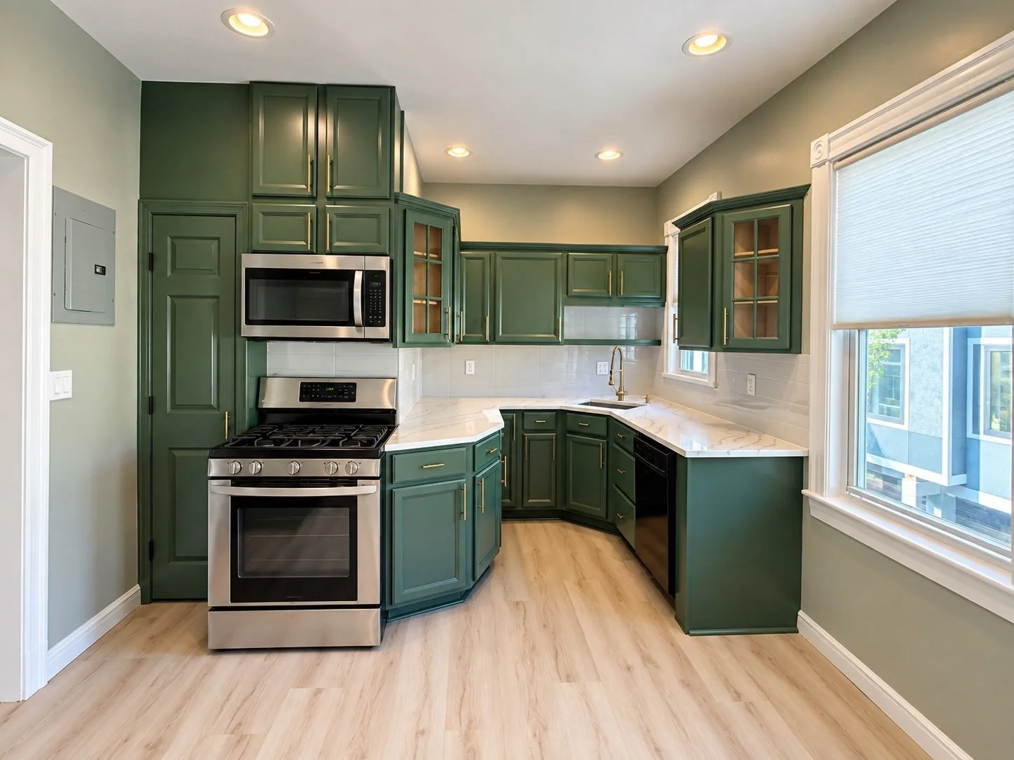 3 bed, 2 bath apartment for rent at 14 Dyer Unit 3, Dorchester