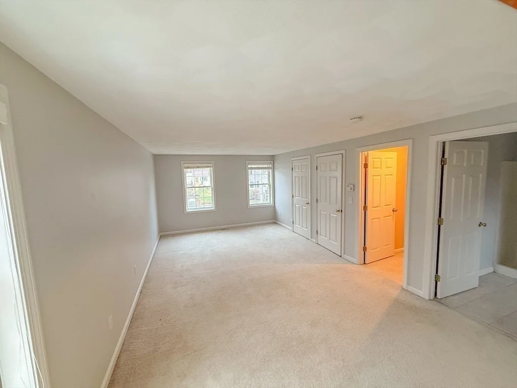 3 bed, 2 bath apartment for rent at 14 Eastern Ave, Riverside — photo 13 of 14