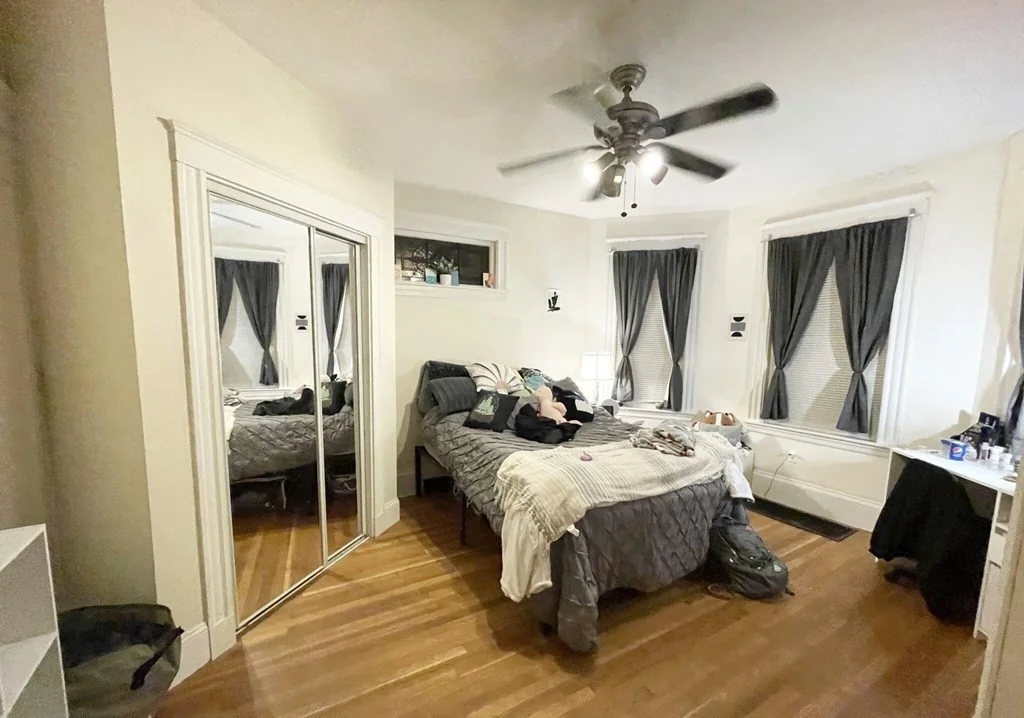 3 bed, 1 bath apartment for rent at 14 Edison Green Unit 1, Dorchester — photo 3 of 8