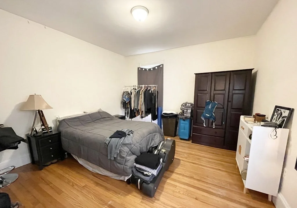 3 bed, 1 bath apartment for rent at 14 Edison Green Unit 1, Dorchester — photo 4 of 8
