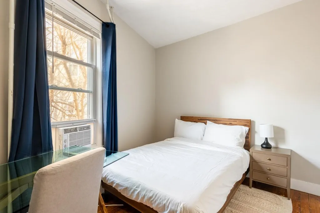 3 bed, 1 bath apartment for rent at 14 Elder St Unit 1, Dorchester — photo 7 of 10