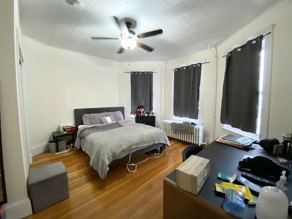 3 bed, 1 bath apartment for rent at 14 Elder St Unit 2, Dorchester — photo 3 of 8