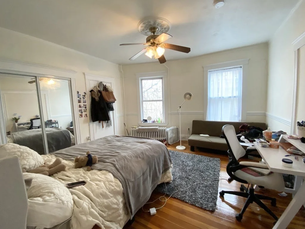 3 bed, 1 bath apartment for rent at 14 Elder St Unit 2, Dorchester — photo 4 of 8