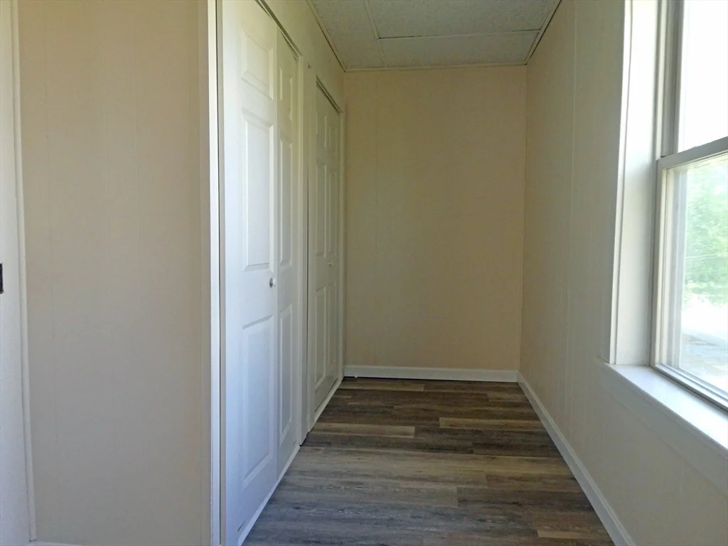 3 bed, 1 bath apartment for rent at 14 Elm St Unit 2, Middleborough — photo 11 of 18