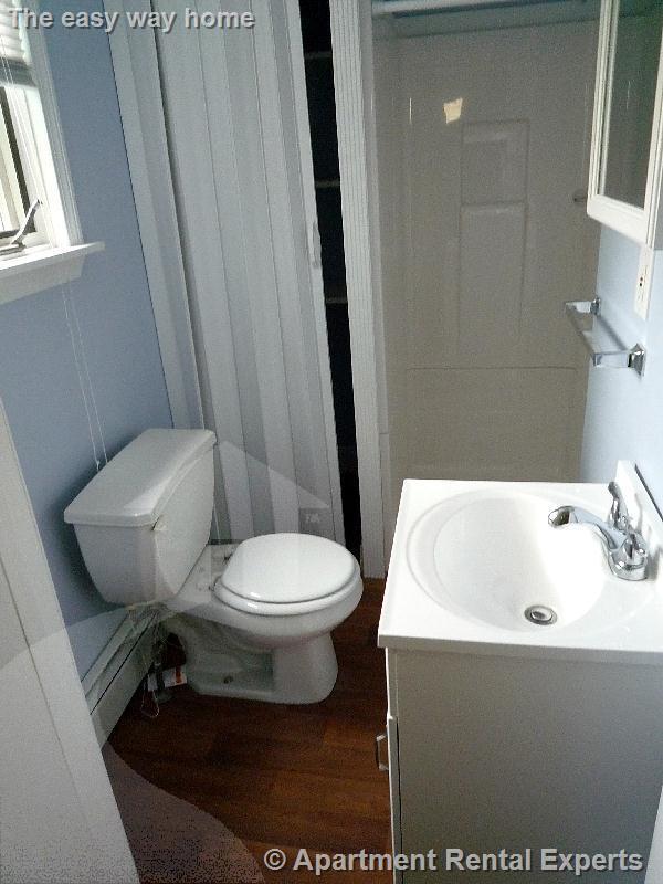 4 bed, 2 bath apartment for rent at 14 Everett St, Union Square — photo 6 of 10