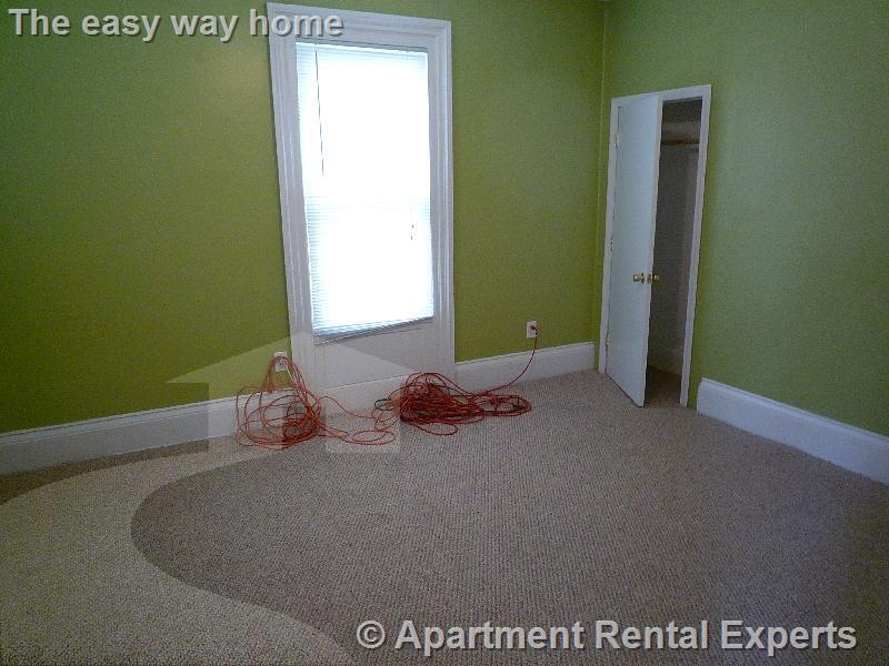 4 bed, 2 bath apartment for rent at 14 Everett St, Union Square — photo 5 of 10