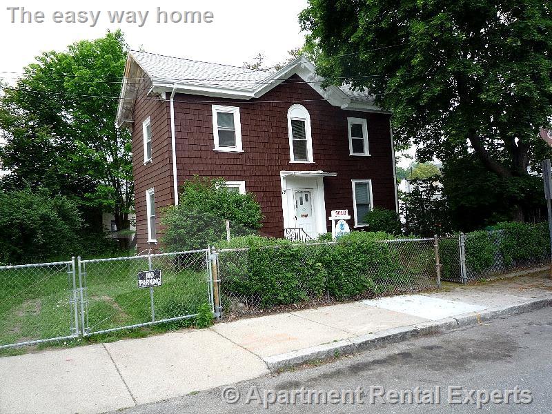 4 bed, 2 bath apartment for rent at 14 Everett St, Union Square — photo 10 of 10