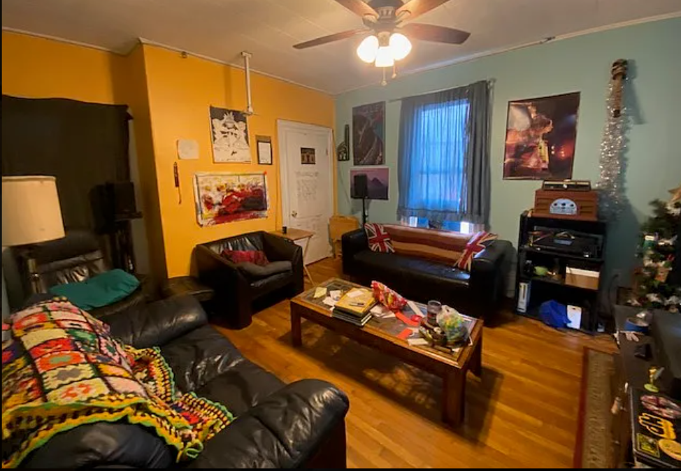 4 bed, 2 bath apartment for rent at 14 Everett St Unit 1, Ward Two