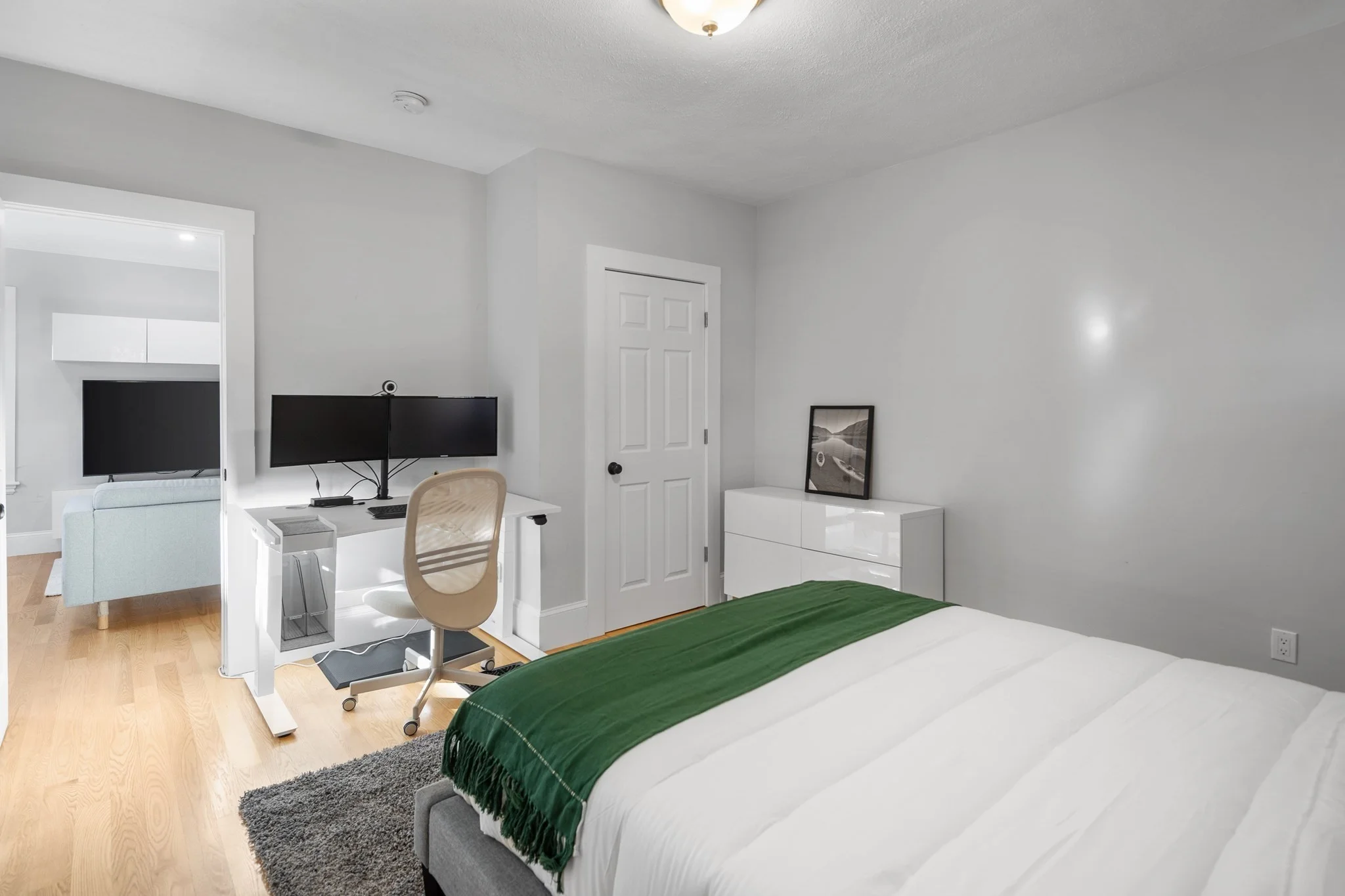 1 bed, 1 bath apartment for rent at 14 Everett Unit 14-1, Glenwood — photo 10 of 15