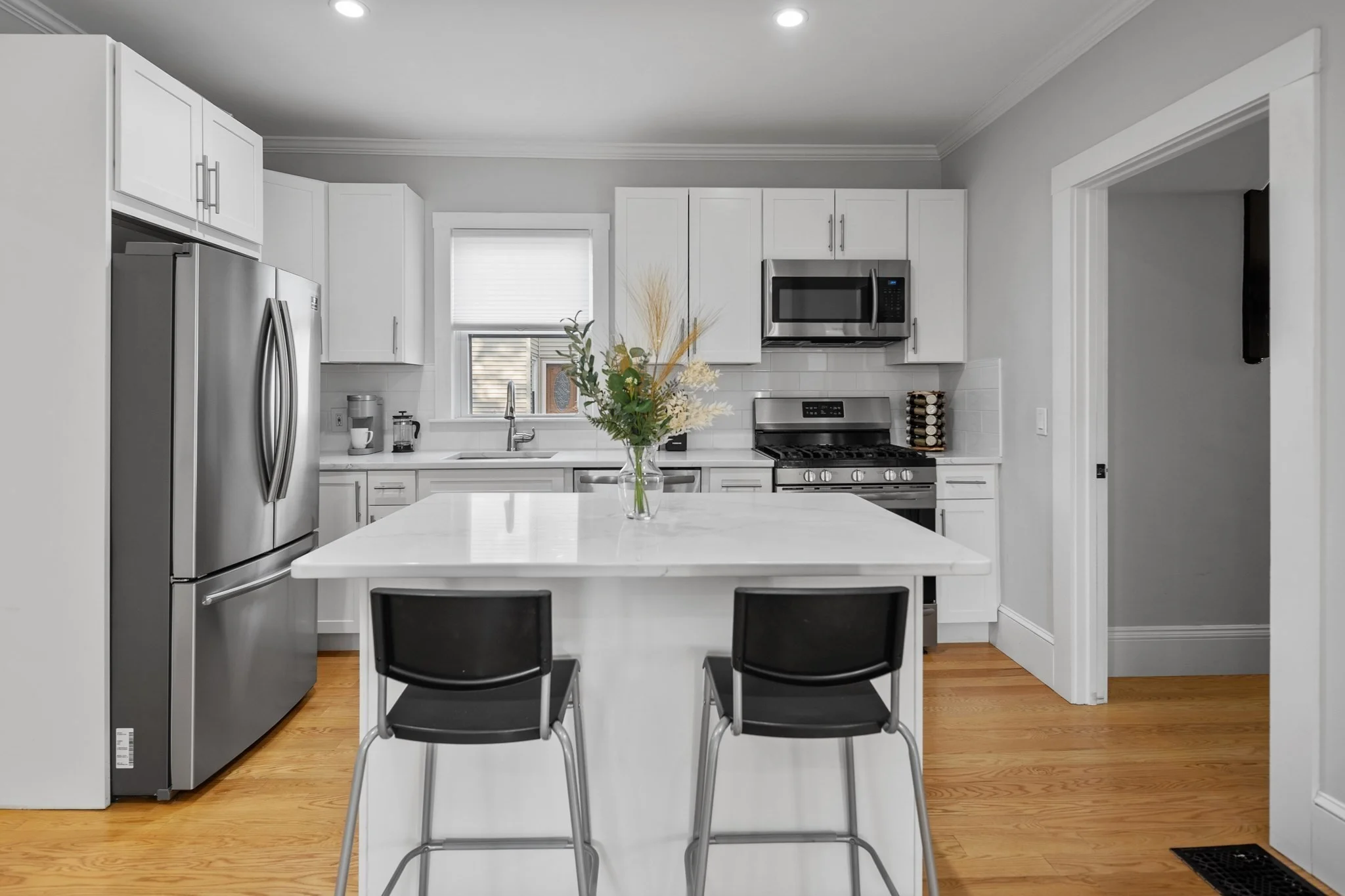 1 bed, 1 bath apartment for rent at 14 Everett Unit 14-1, Glenwood — photo 12 of 15