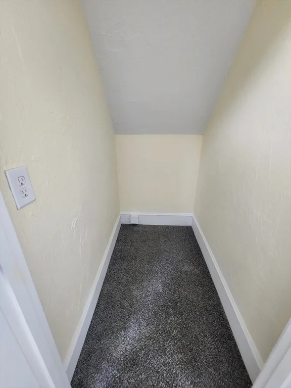 2 bed, 1 bath apartment for rent at 14 Everett Unit 2, Middleboro — photo 12 of 18
