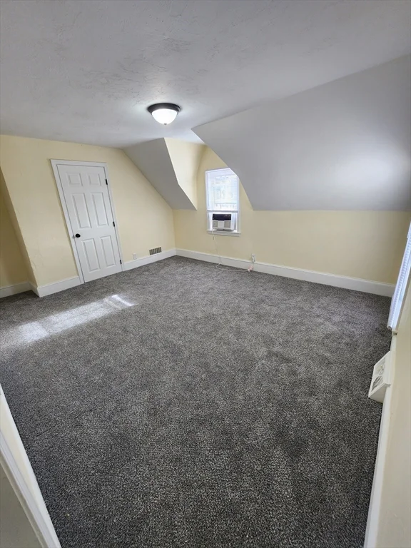 2 bed, 1 bath apartment for rent at 14 Everett Unit 2, Middleboro — photo 4 of 18