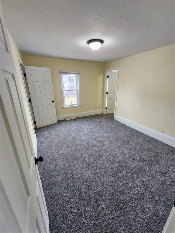 2 bed, 1 bath apartment for rent at 14 Everett Unit 2, Middleboro — photo 6 of 18