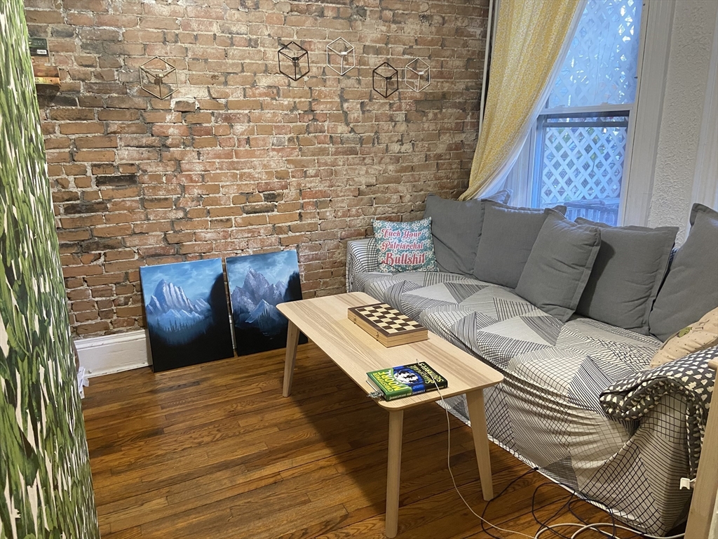 1 bed, 1 bath apartment for rent at 14 Evergreen Sq Unit 1FL, Spring Hill — photo 6 of 10
